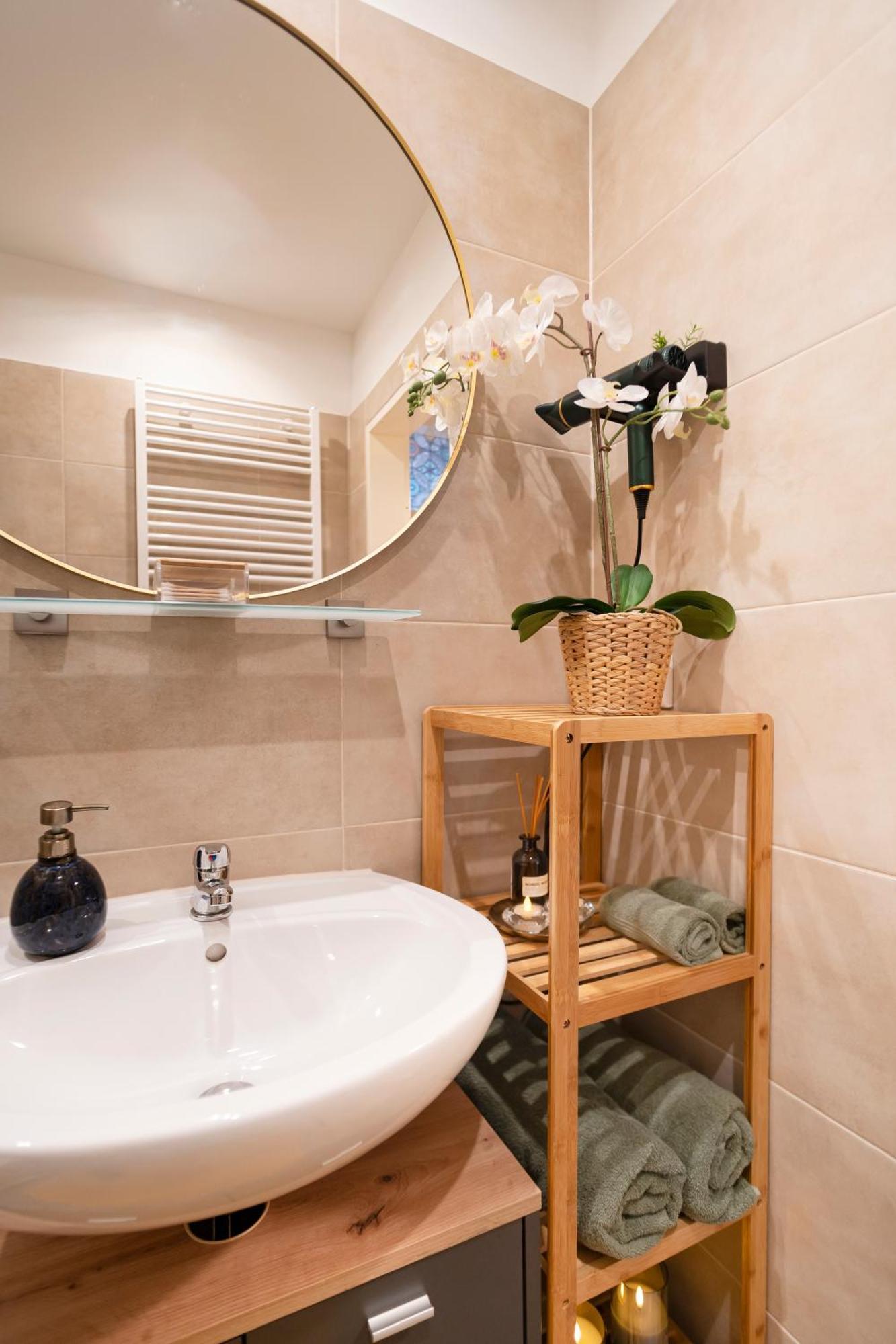 Premium Apartment Inspiriert Von Marilyn Monroe-Bremen City Center Екстериор снимка